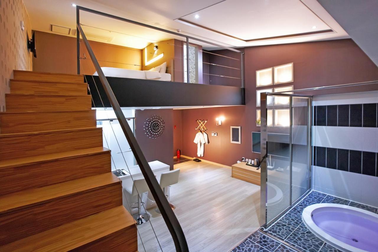 Dome Hotel Geoje Εξωτερικό φωτογραφία