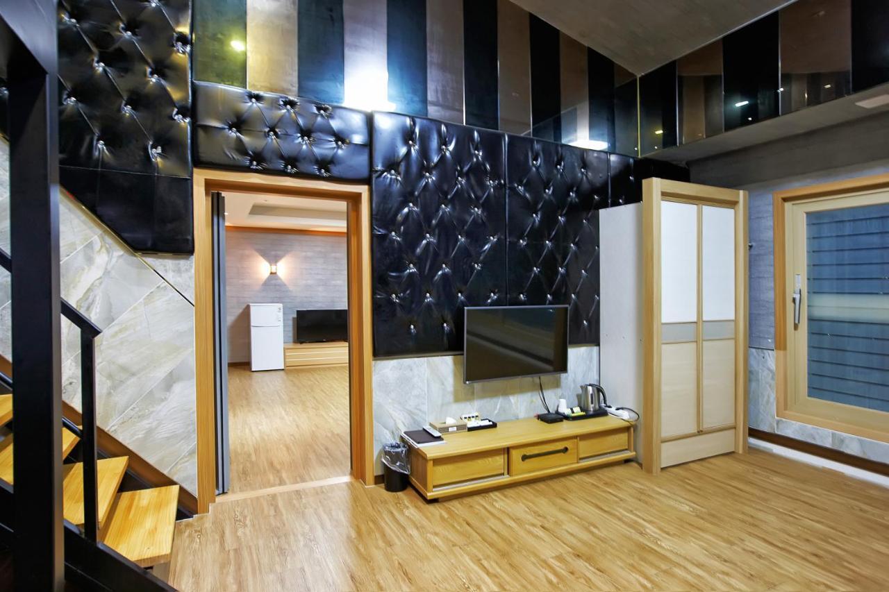 Dome Hotel Geoje Εξωτερικό φωτογραφία